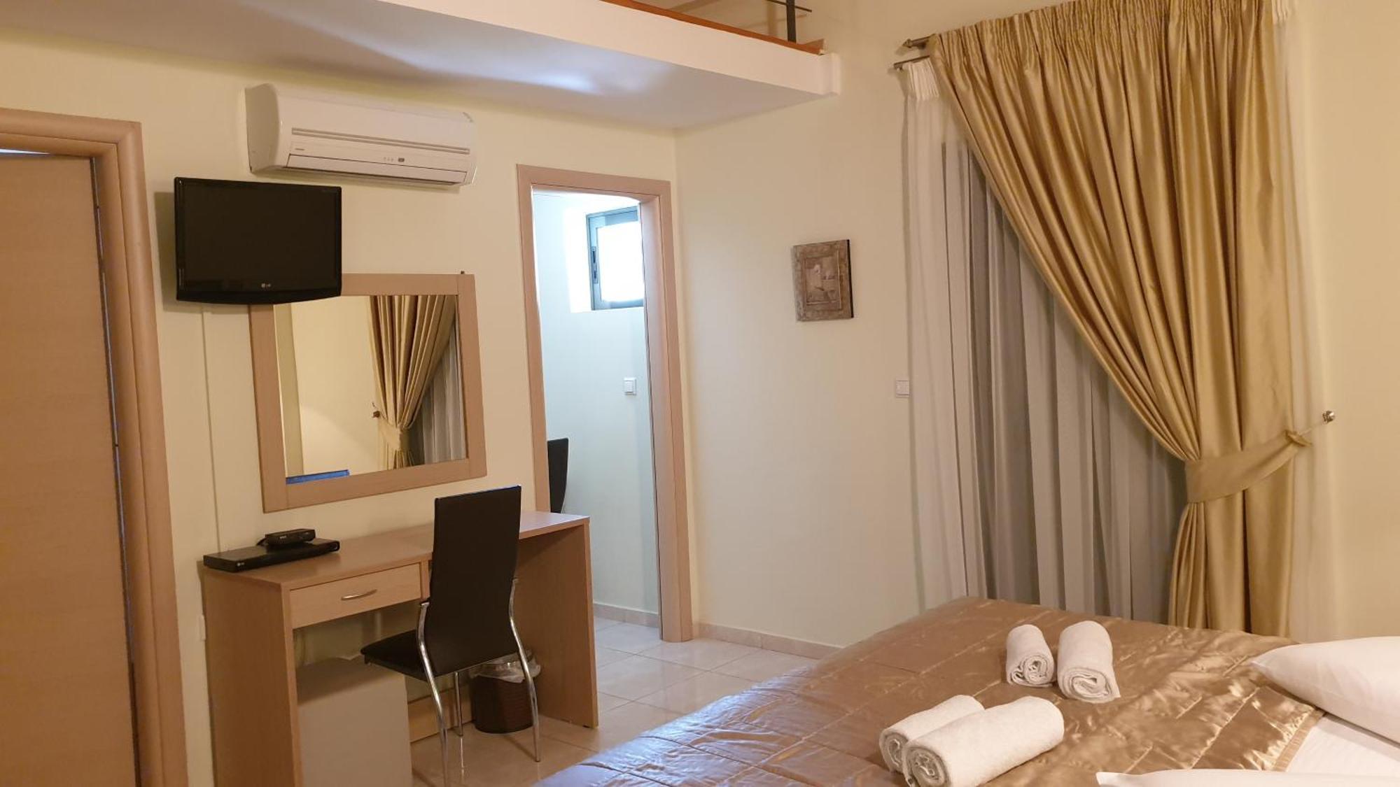 Eleana Boutique Hotel & Blue Infinity Никиана Екстериор снимка