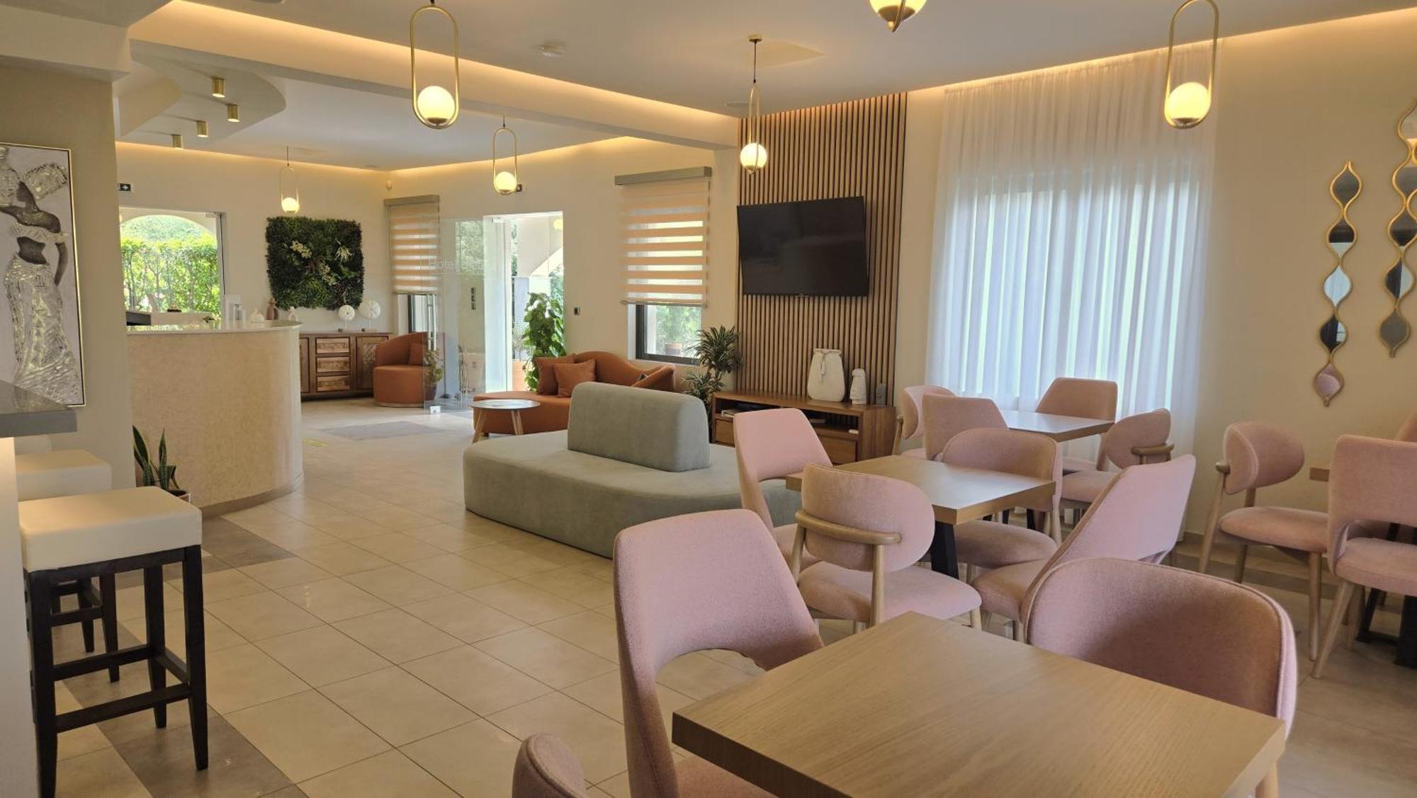 Eleana Boutique Hotel & Blue Infinity Никиана Екстериор снимка